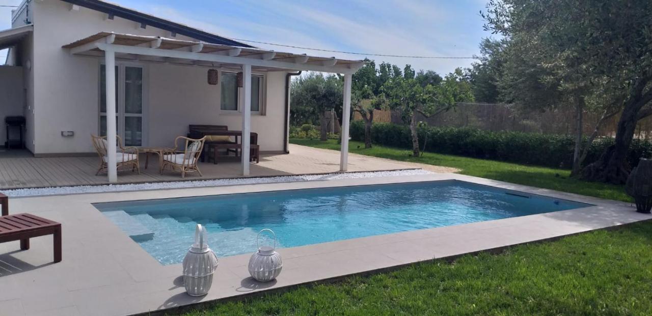Villa Federica Con Piscina/With Pool Santa Maria Del Focallo Exterior foto