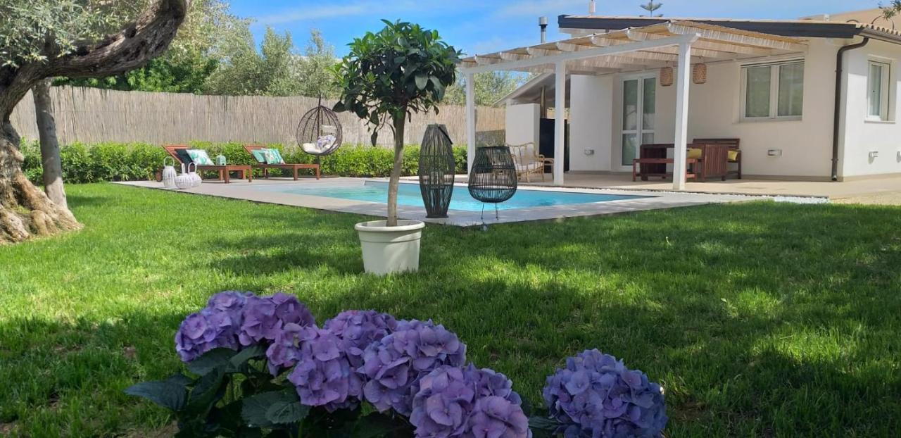 Villa Federica Con Piscina/With Pool Santa Maria Del Focallo Exterior foto